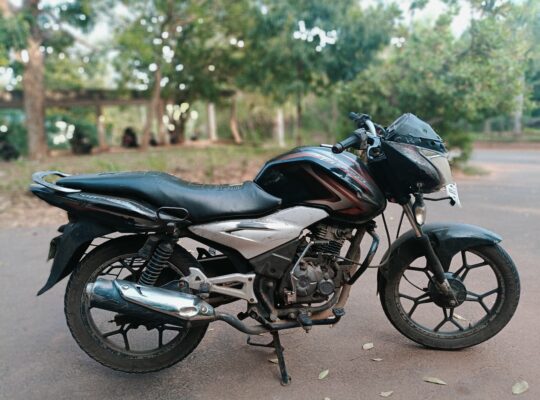 BAJAJ DISCOVER 100 CC